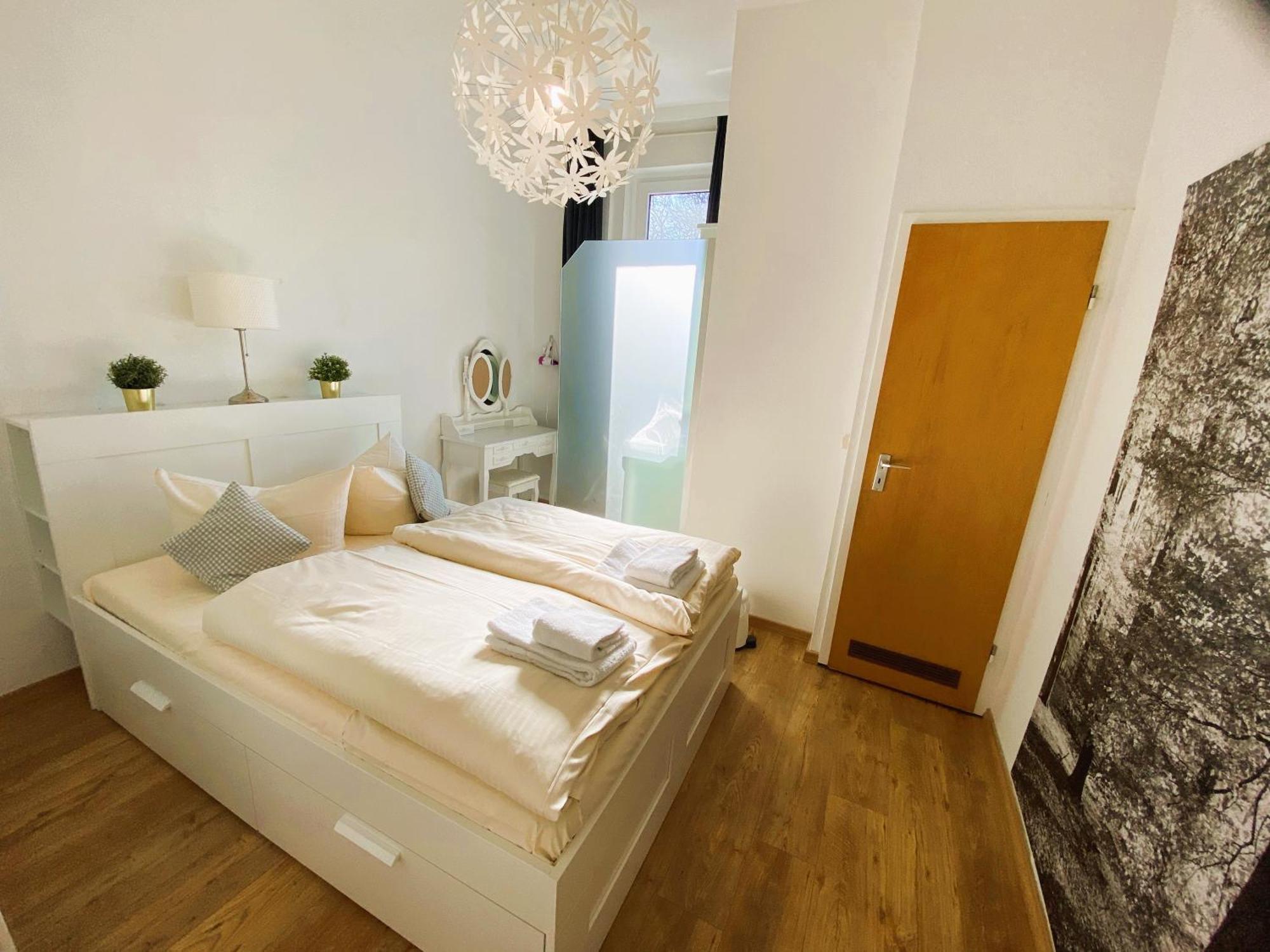 Peters Aparthotel กอสลาร์ ภายนอก รูปภาพ